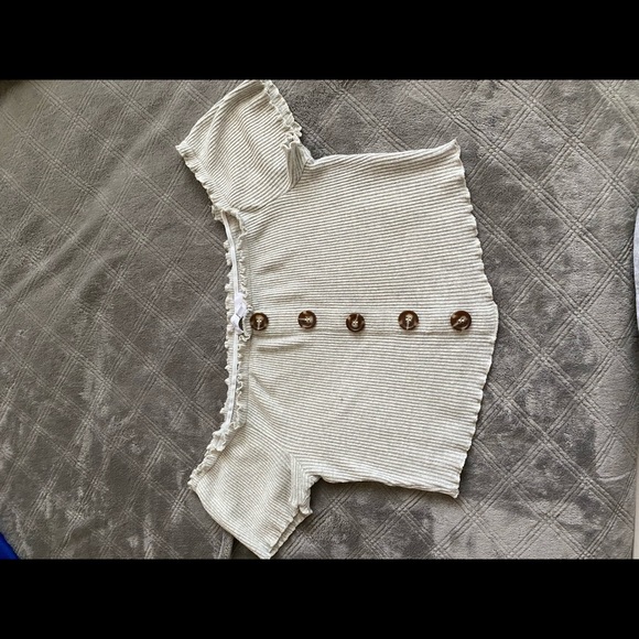 cream off the shoulder crop top - Picture 1 of 1